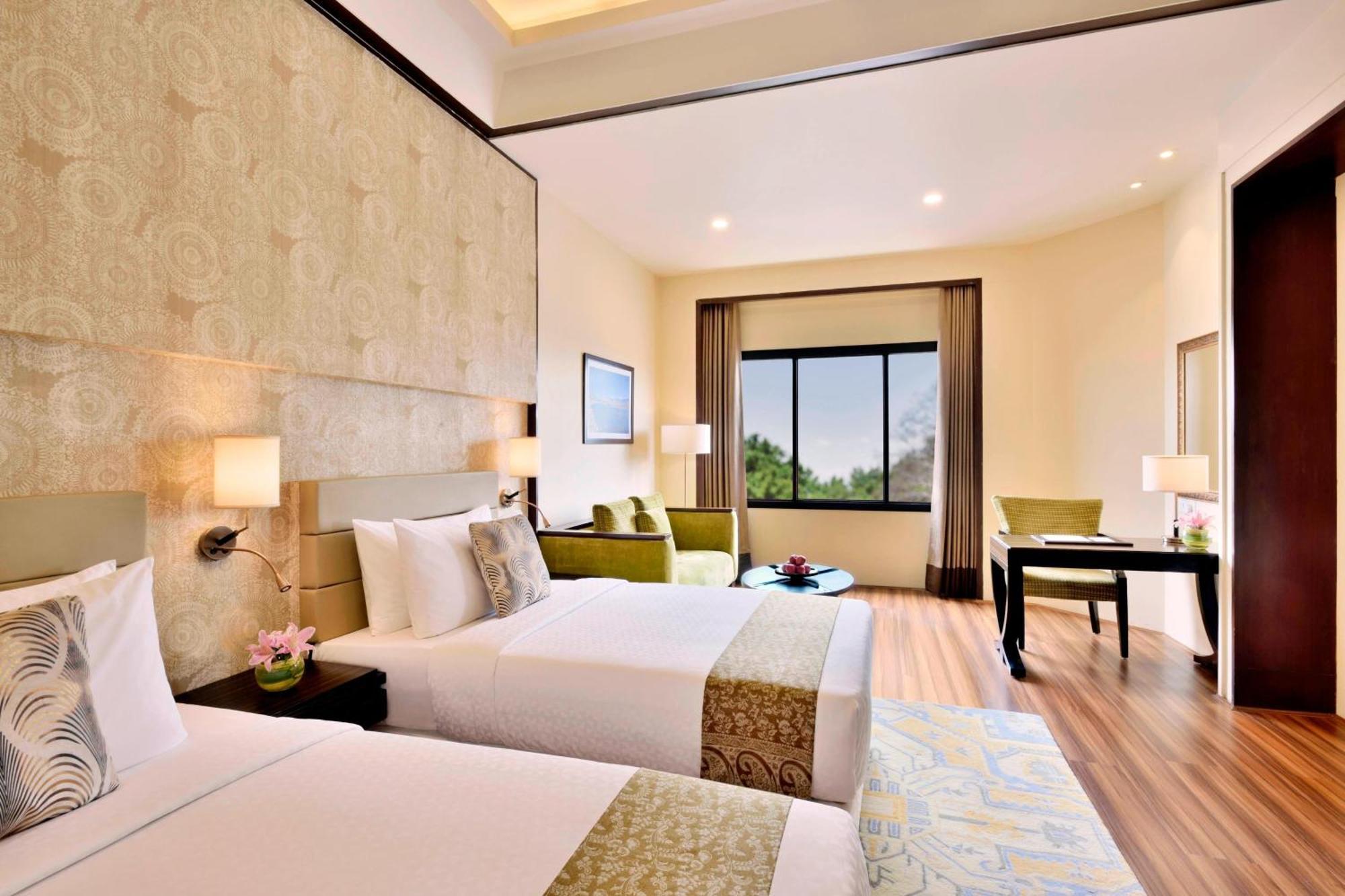Four Points By Sheraton Srinagar Екстериор снимка